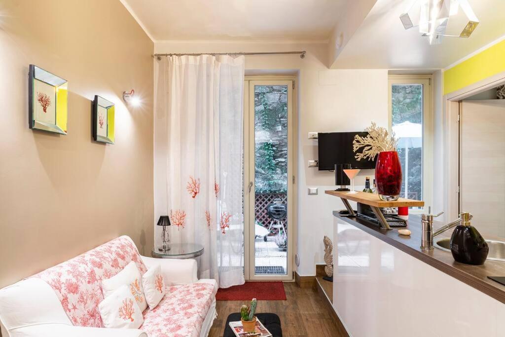 Lily'S - Near Harbor And Downtown With Terrace - Italy Flat Vacation Apartment Genoa Exterior photo